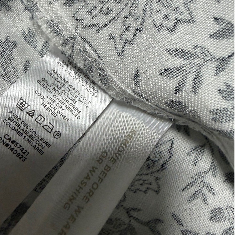 LOFT Black White Floral Print Puff Sleeve Knee Length Dress Size Medium - Picture 9 of 13